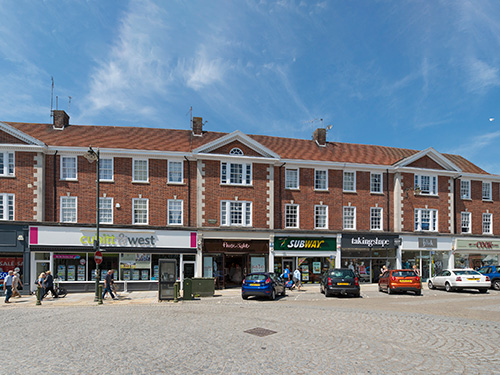 Sterling Buildings, Horsham